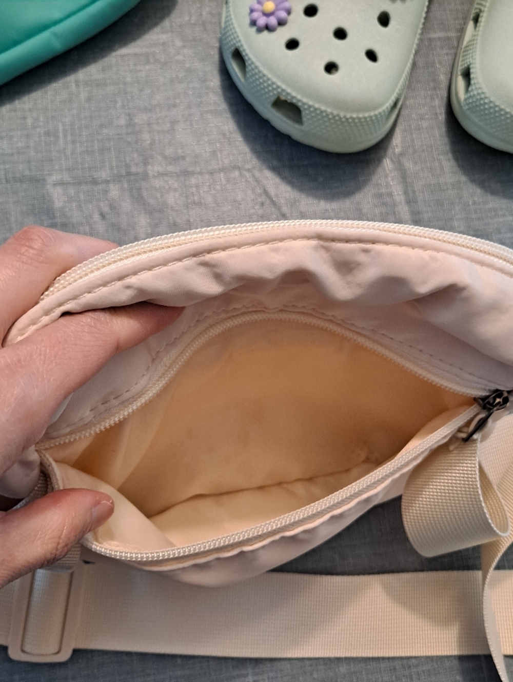 Light Creme Crossbody Belt Sling Bag Minimal Everyday Pouch - Picture 8 of 10